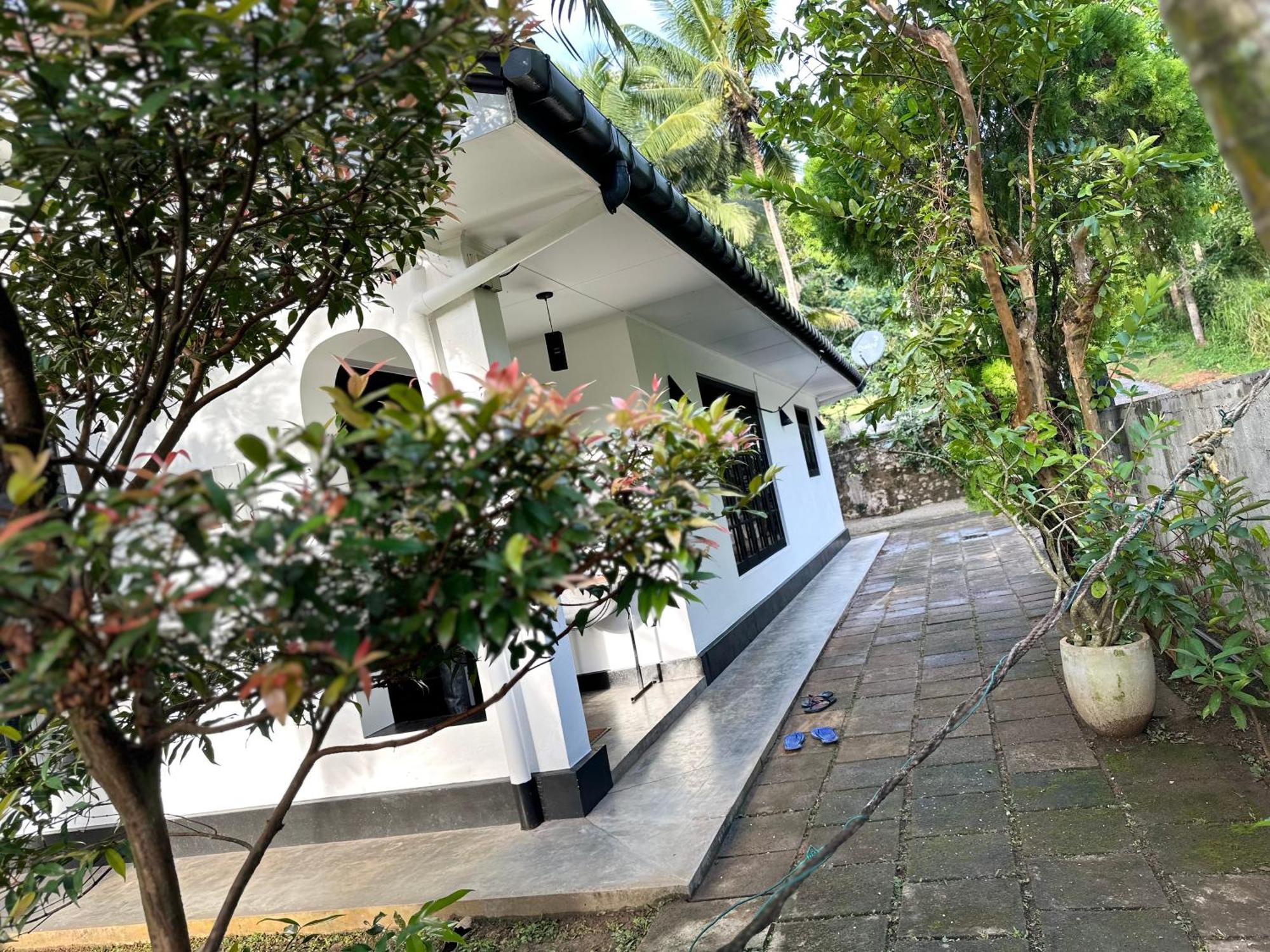 Wija House - Unawatuna Exteriör bild